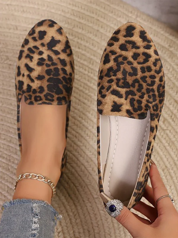 Women's Elegant Flat Shoes - Image 15